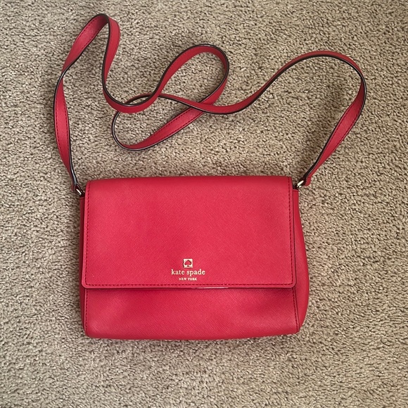 kate spade Handbags - Kate spade Red Crossbody Bag